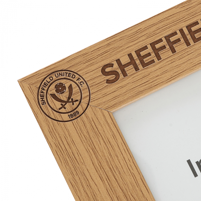 Crest Portrait Frame